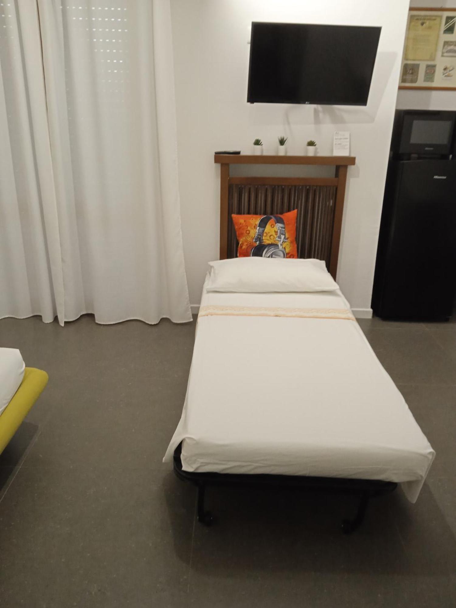 Casa Bonatti Otel Peschiera del Garda Oda fotoğraf